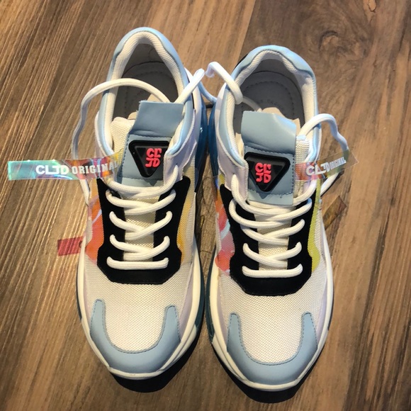 Colorful shoes - Picture 2 of 4